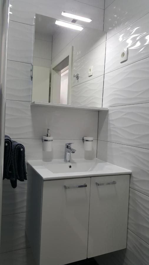 Grey House Apartment Makarska Exterior photo