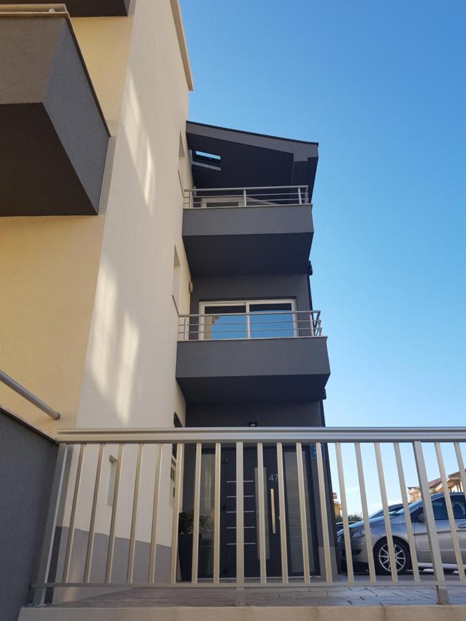 Grey House Apartment Makarska Exterior photo