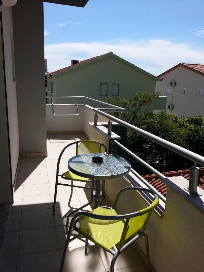 Grey House Apartment Makarska Exterior photo
