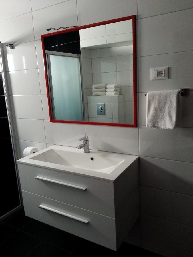 Grey House Apartment Makarska Exterior photo