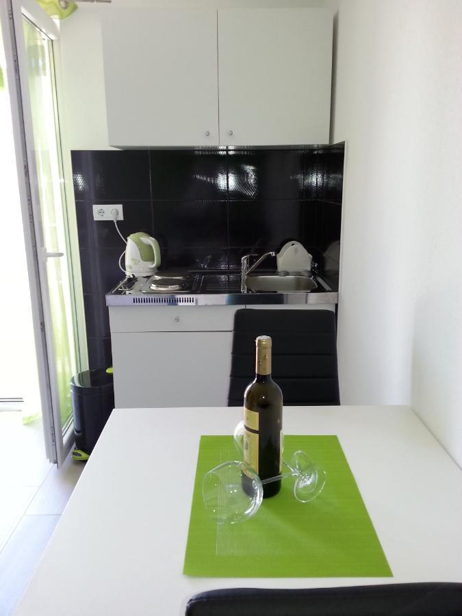 Grey House Apartment Makarska Exterior photo