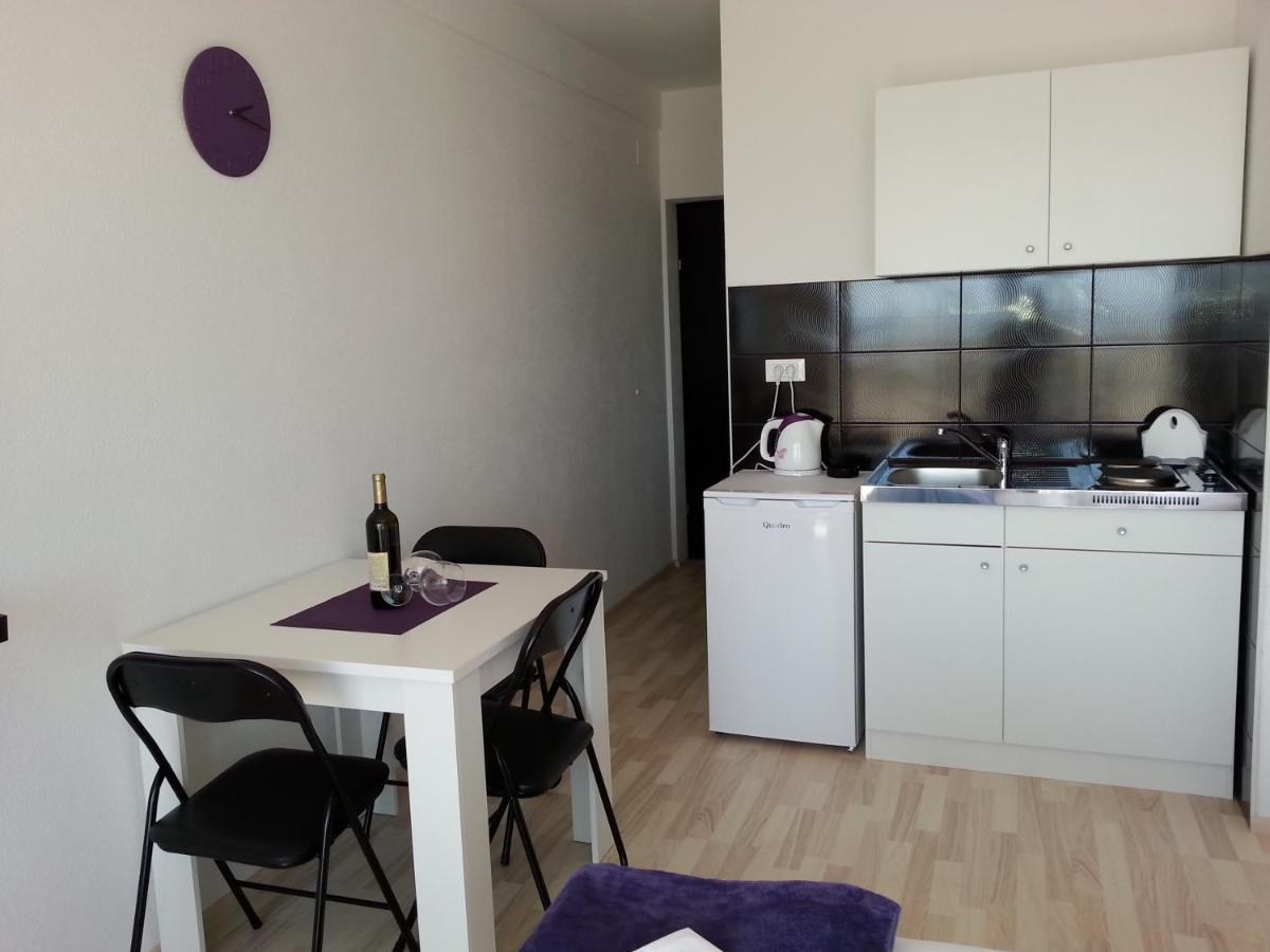 Grey House Apartment Makarska Exterior photo