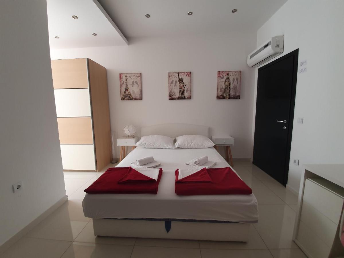 Grey House Apartment Makarska Exterior photo